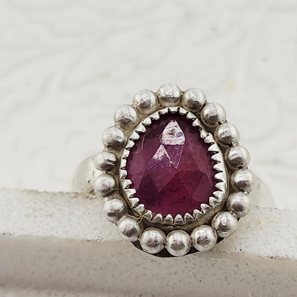 PINK SAPPHIRE RING HANDMADE IN RECYCLED STERLING SILVER WITH EMBELLISMENT SZ 8 - Picture 7 of 11